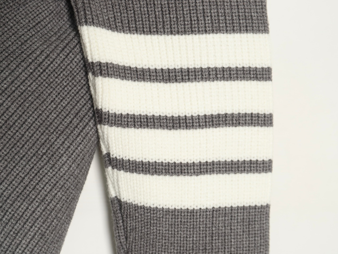 Thom Browne TB 23Ss Sweaters