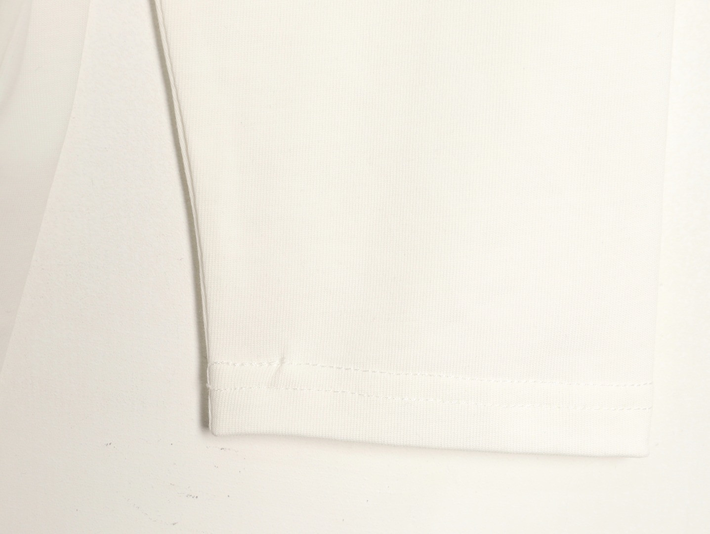 B**rry 25ss long-sleeved t-shirt