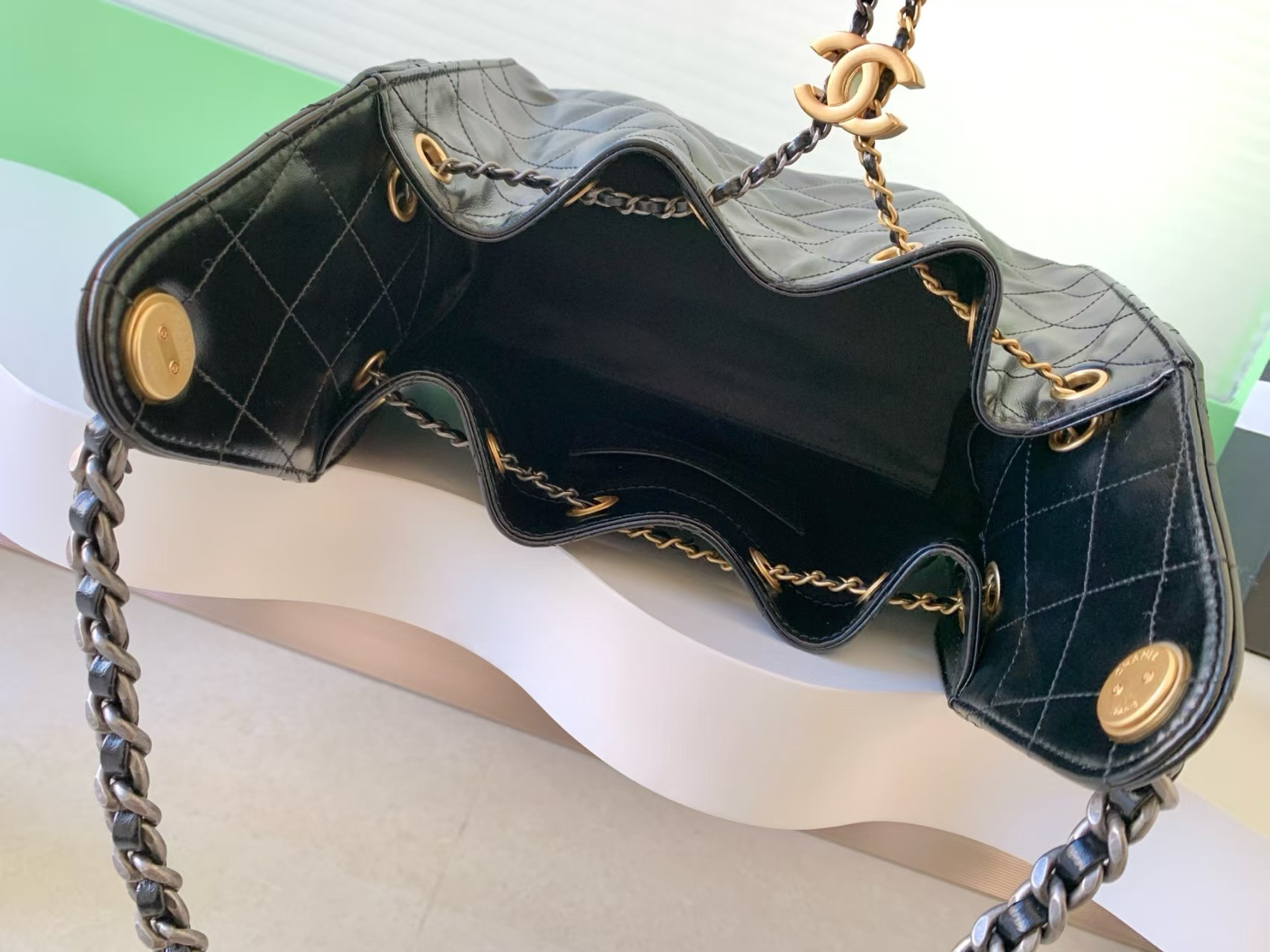 Ch*el 25c bucket bag 30x26x14cm