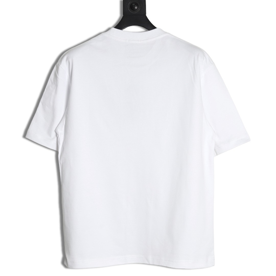 D*or short-sleeved t-shirt