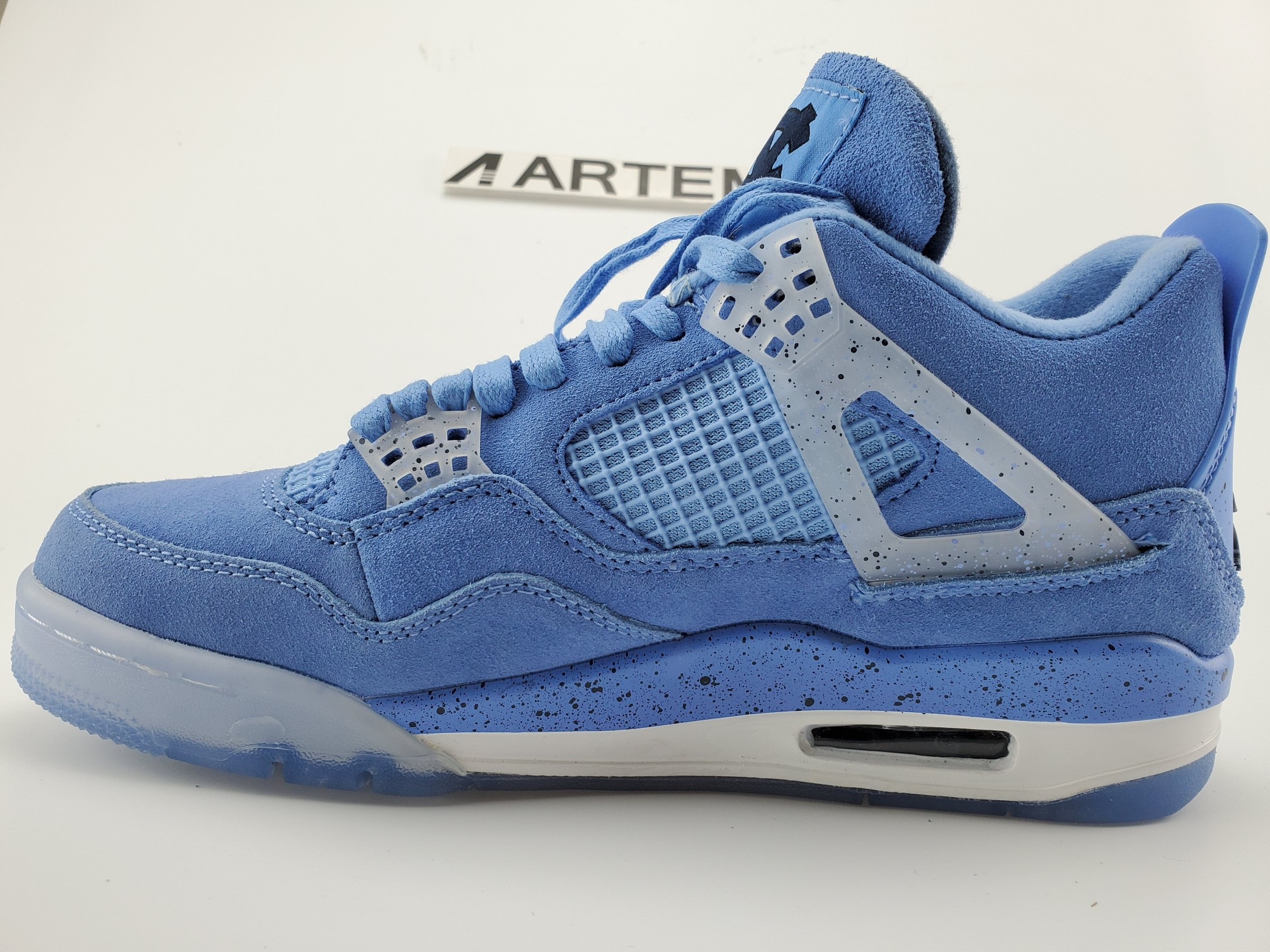 Air Jordan 4 Retro UNC 2019 PE Sky Blue