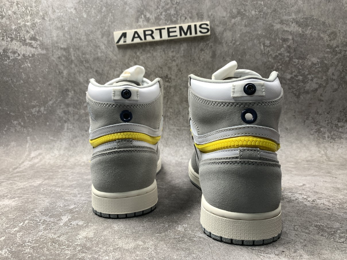 Air Jordan 1 High Switch Light Smoke