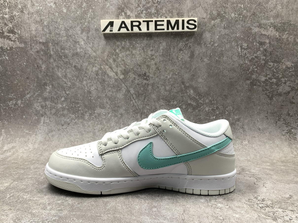 Nike Dunk Low Tropical Twist