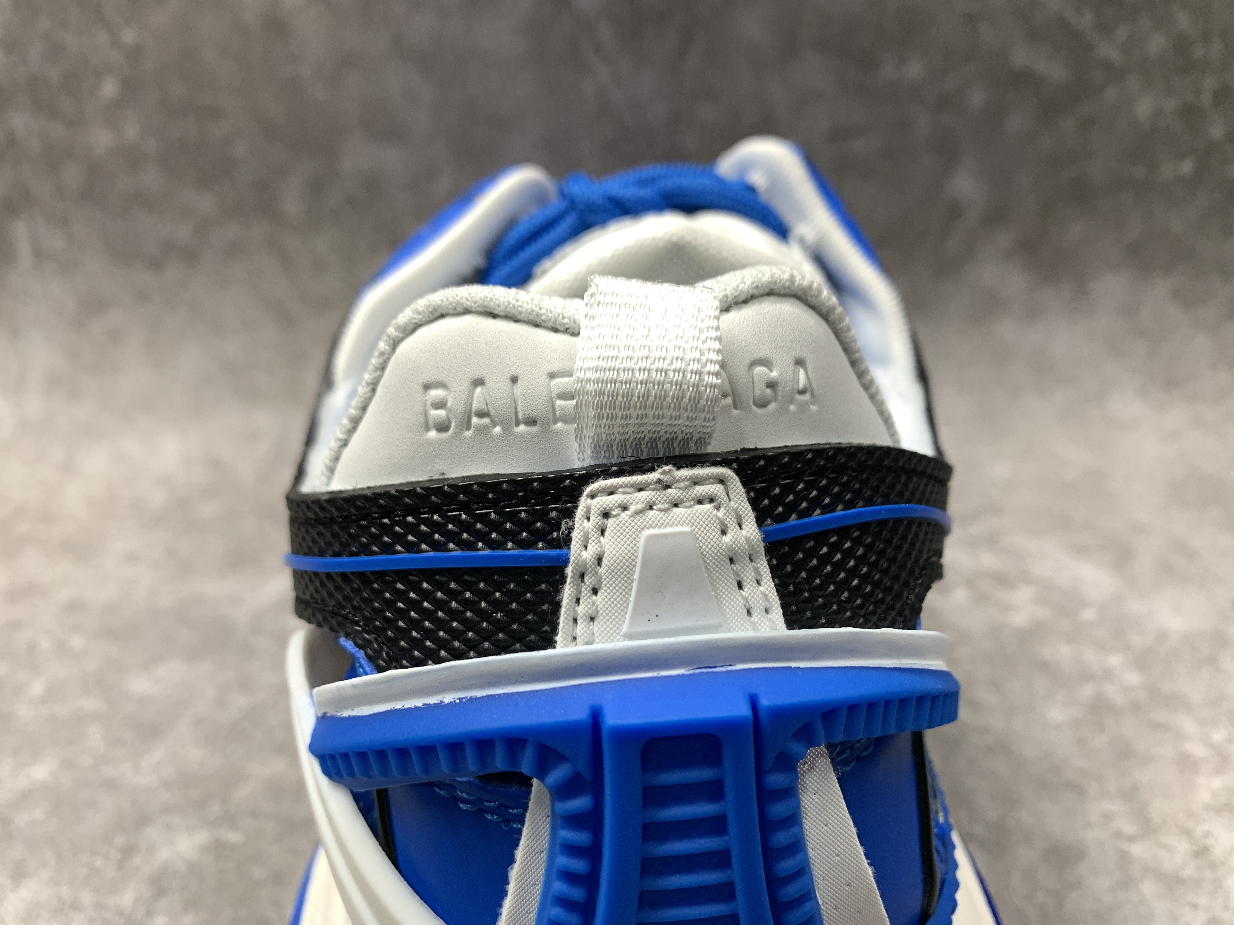 Balenciga TRACK.2 OPEN SNEAKER BLUE