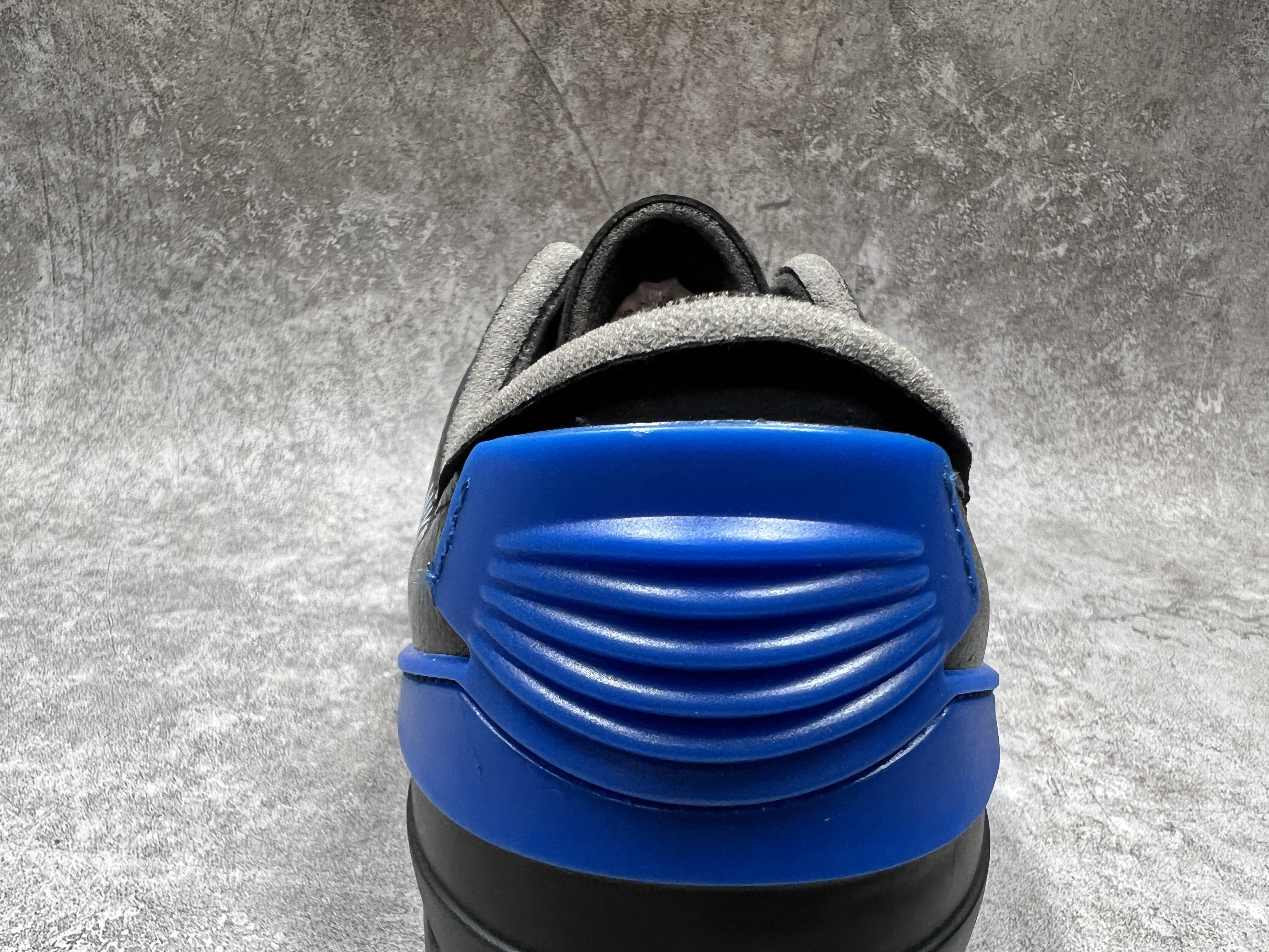 Air Jordan 2 Retro Low SP Off-White Black Blue