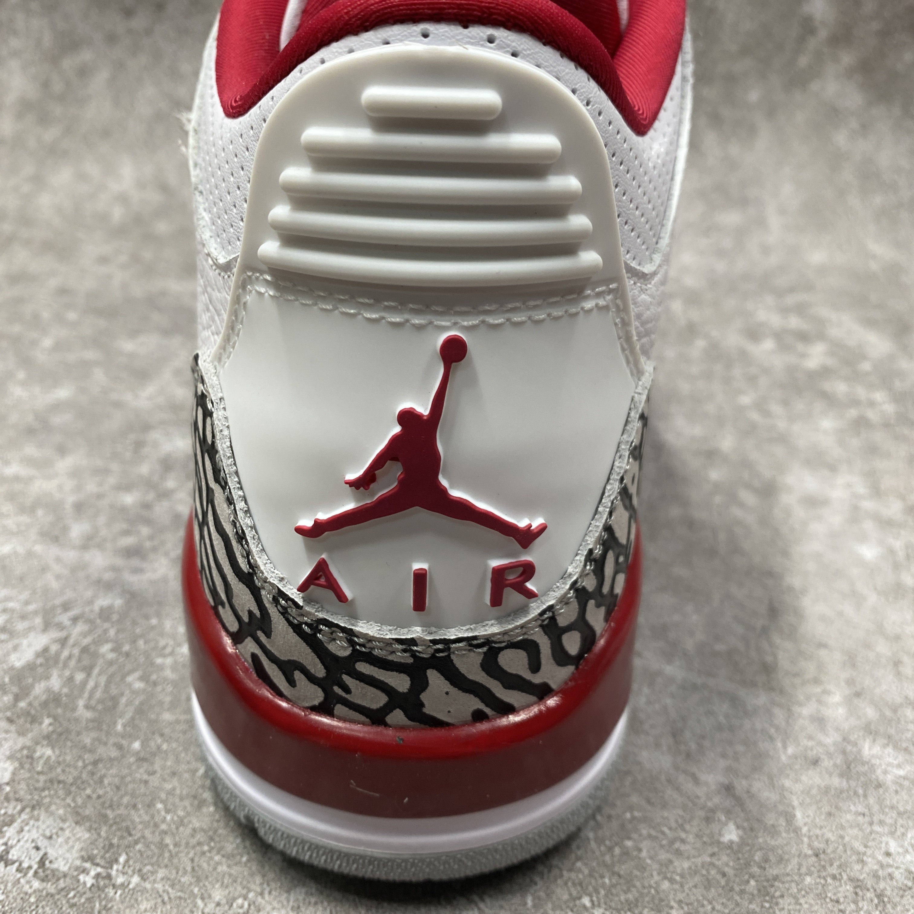 Air Jordan 3 Retro Cardinal Red