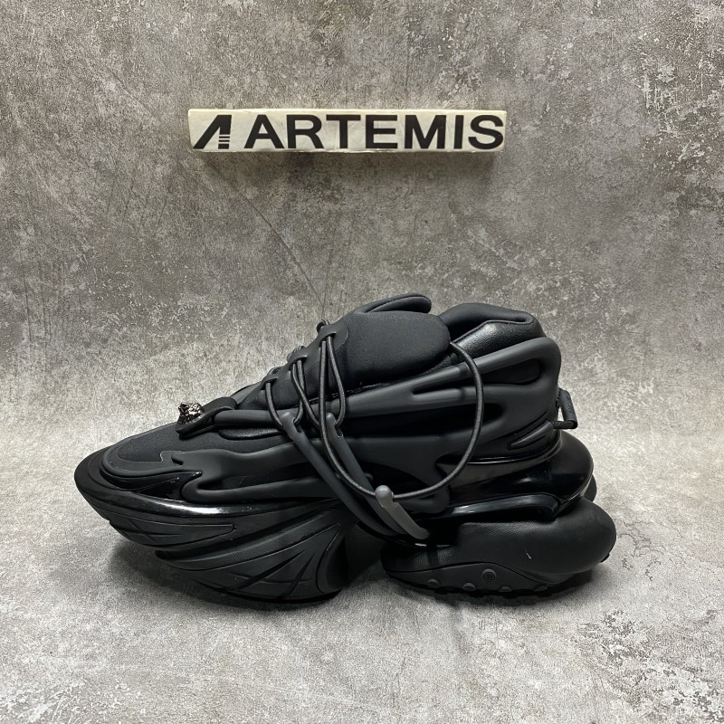 Balmain Calfskin Unicorn low-top sneakers