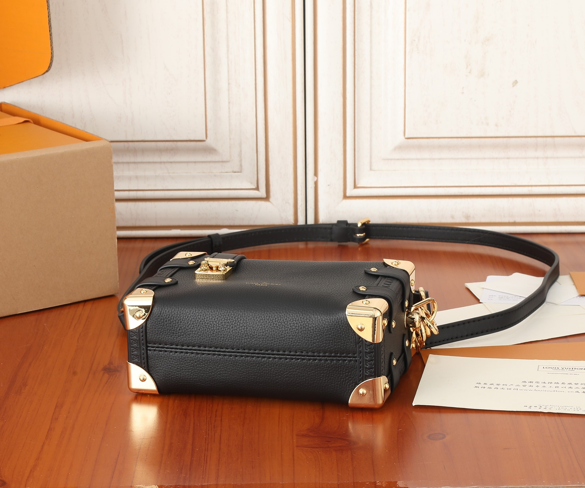 LV Side Trunk PM M23817   7.1 x 4.9 x 3.1 inches