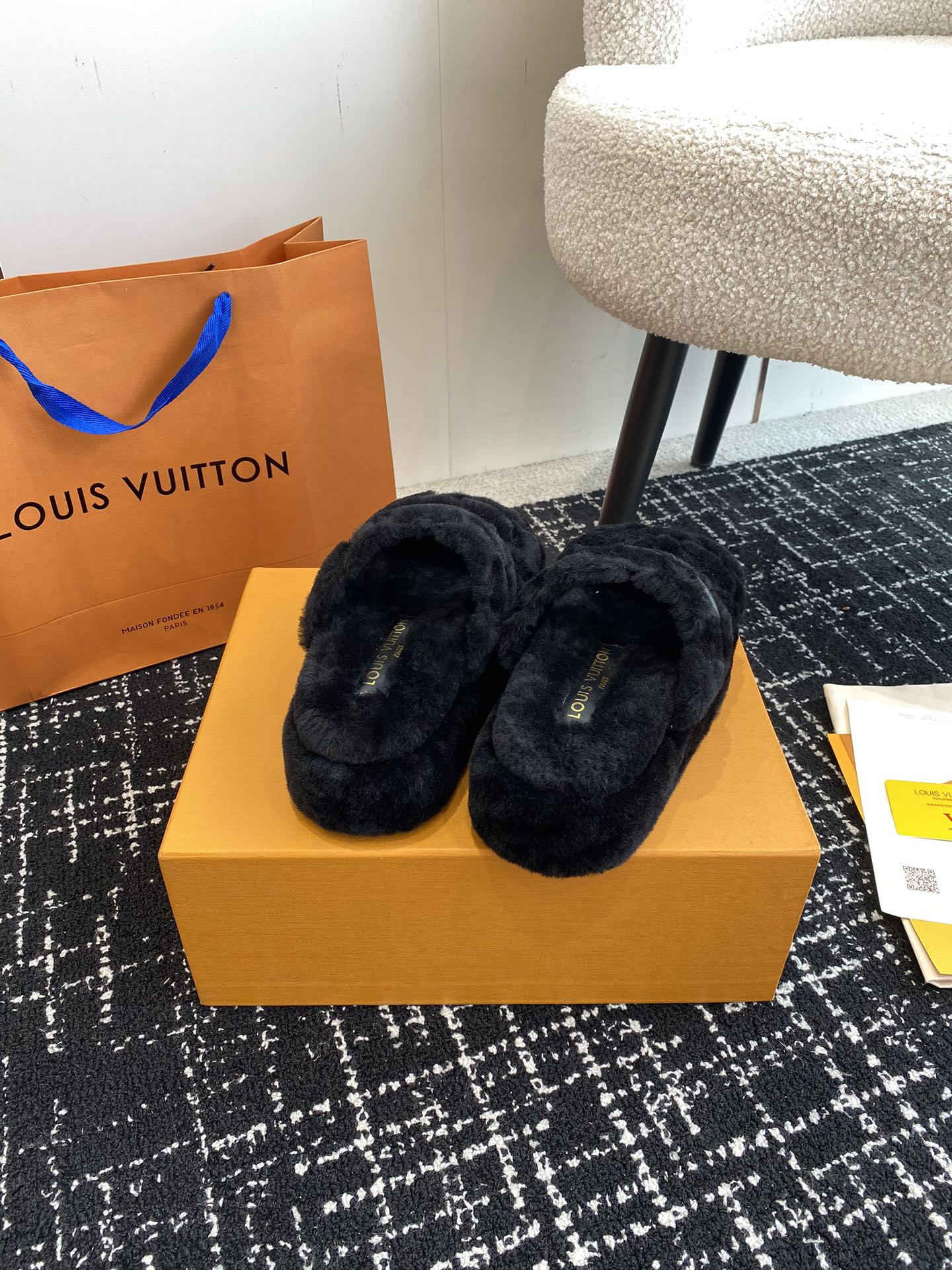 UA LV Sunset Platform Comfort Mule