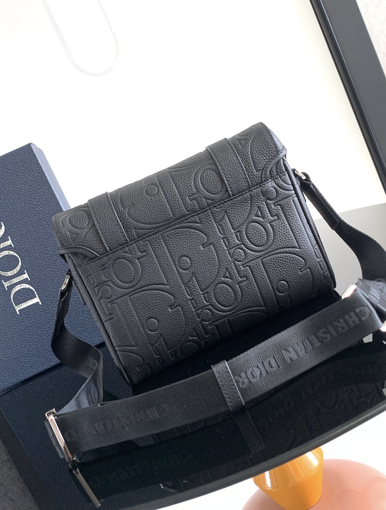 D*or hit the road messenger bag with flap black D*or gravity leather and black grained calfskin  24 x 18 x 8 cm