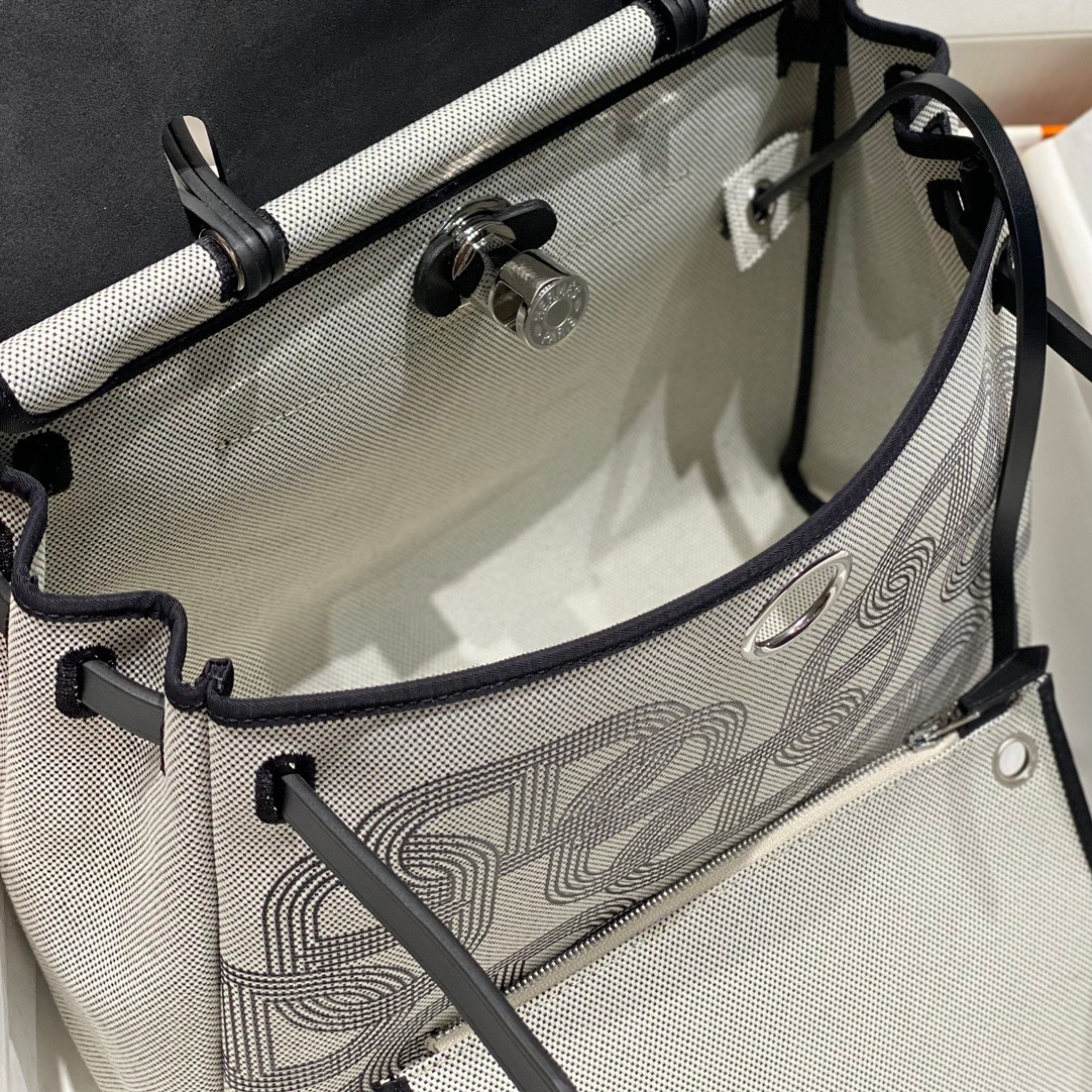 H**mes herbag 25x31x10cm