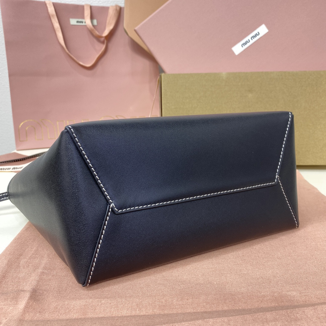 Miu Miu IVY leather bag 23.5x22x12cm