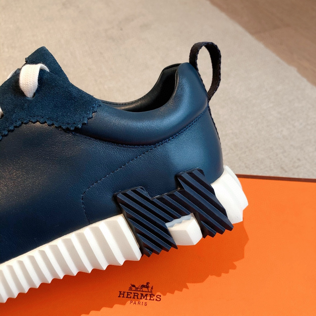 ua H**me5 bouncing sneaker