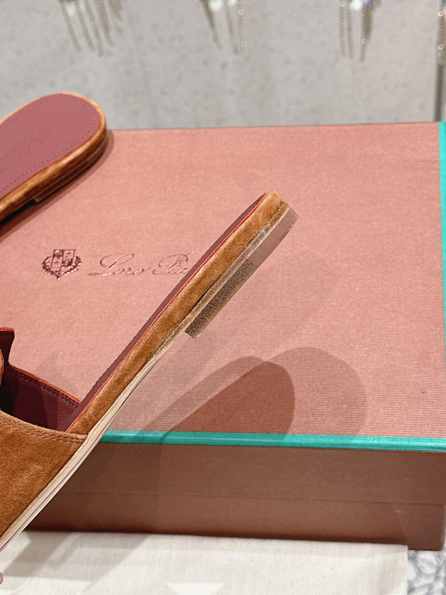 ua L**o p*ana summer charms sandal