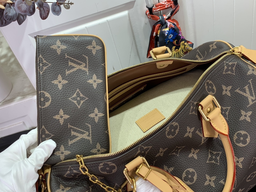 LV Speedy P9 Bandoulière 40 Monogram M24422 40 x 26 x23cm