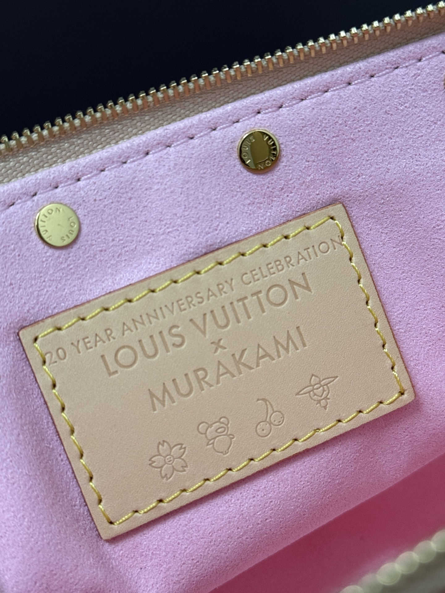 LV × TM Pochette Accessory M13666 22x13x4cm