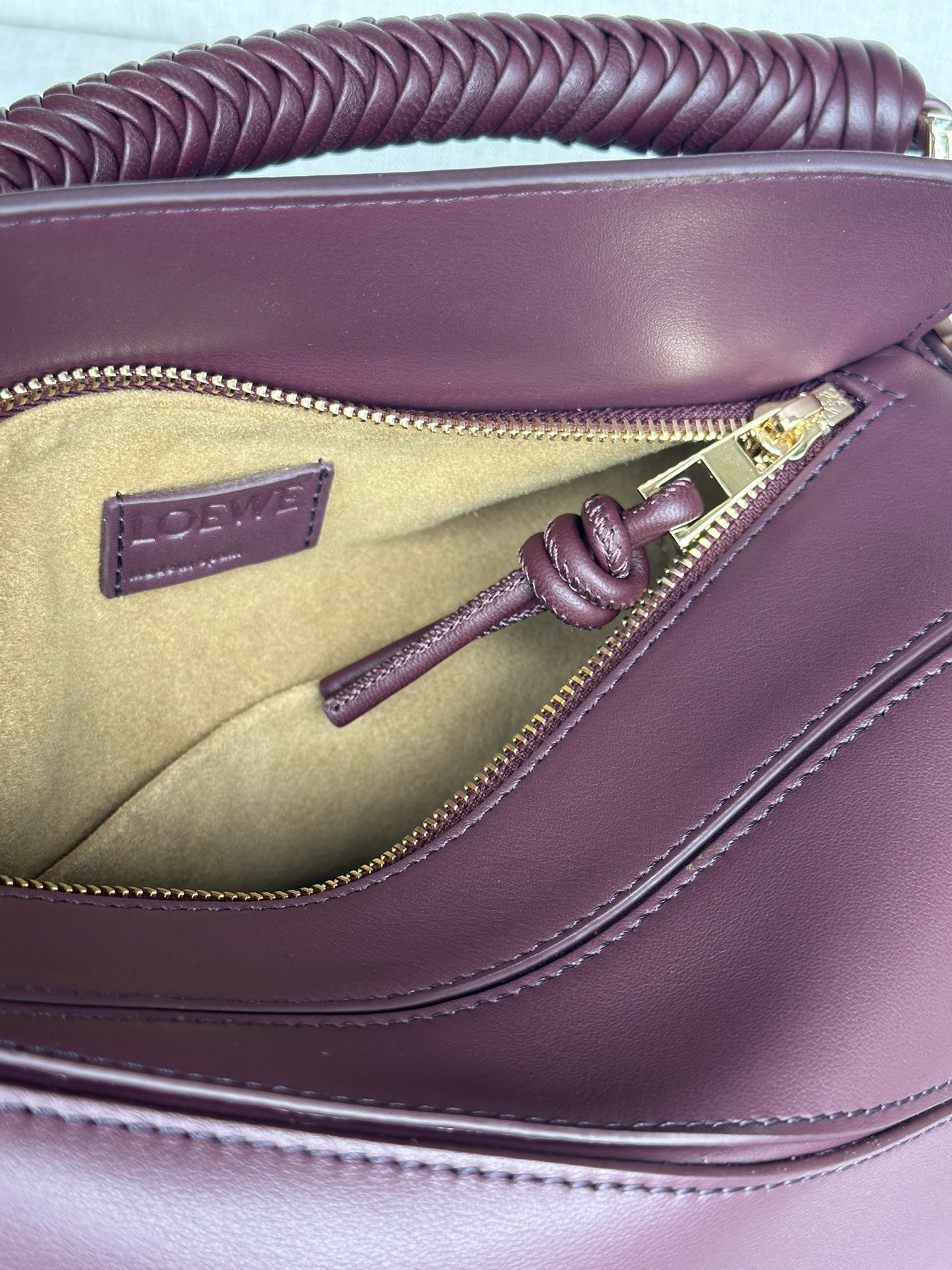 L0ew* small puzzle bag in smooth calfskin 24x10.5x16.5cm