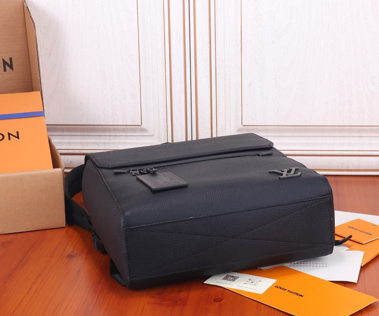 LV Fastline Backpack M21367 30x40x11cm