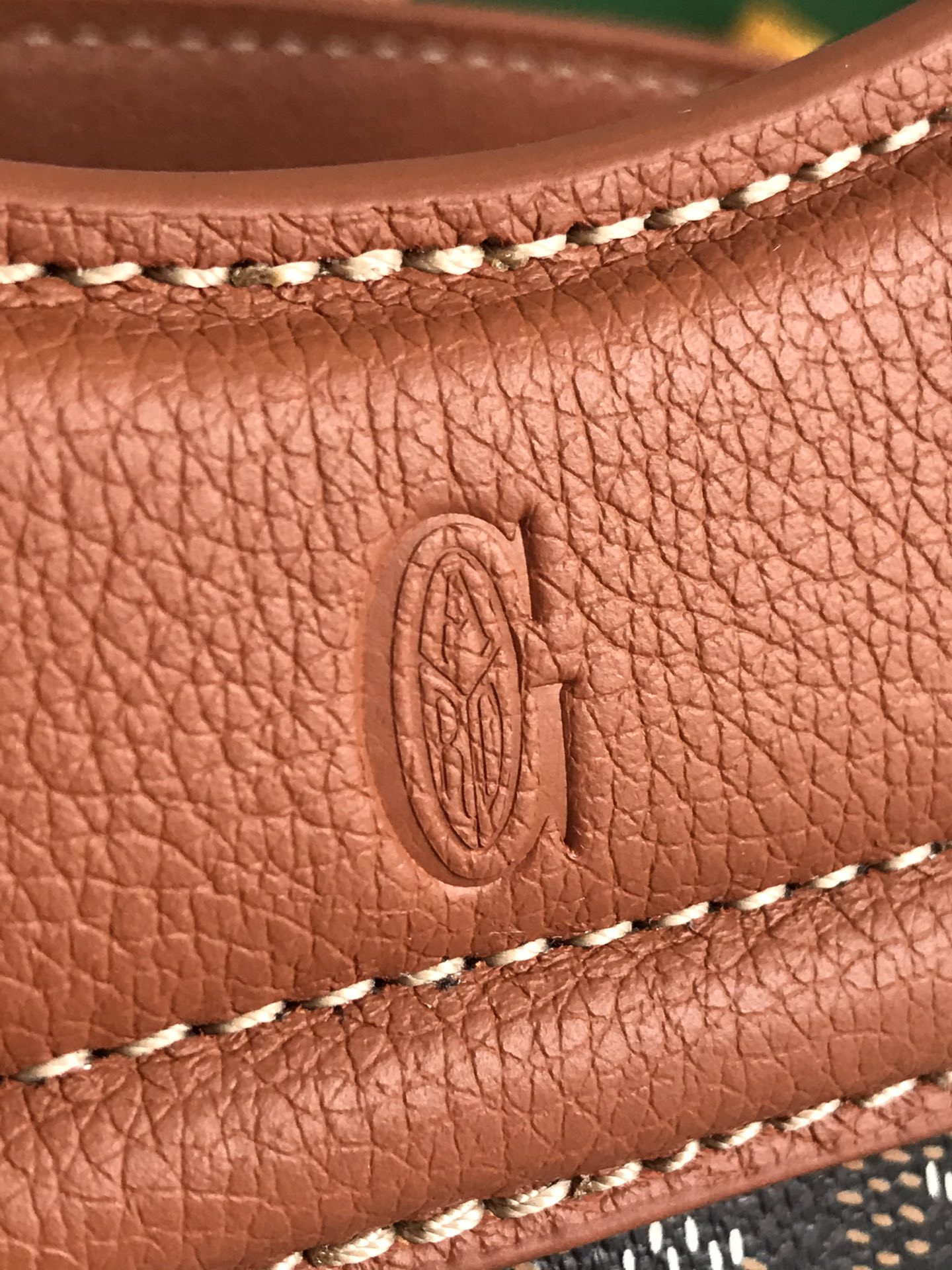 Go*ard beluga mini bag 23x8x18.5cm